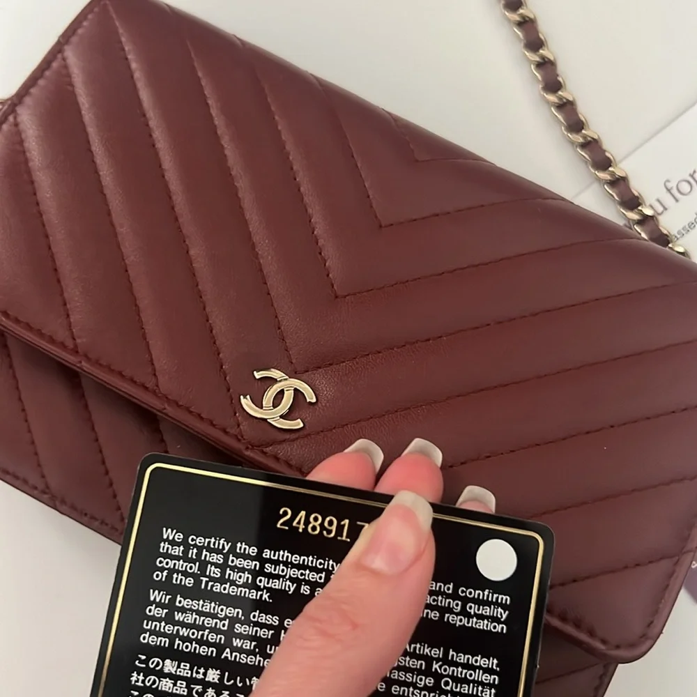 CHANEL amazing nothing